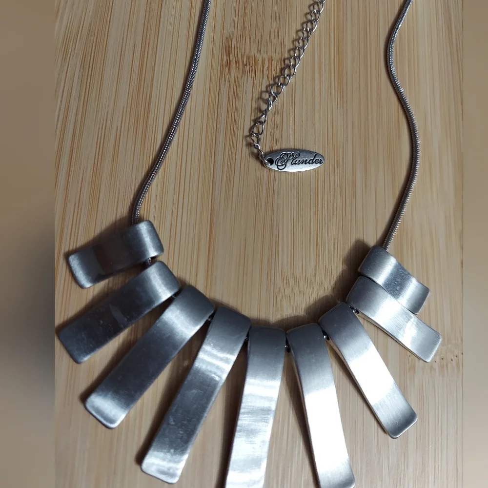 Plunder Textured Silver Tone/Bar Slide Necklace - Picture 5 of 6
